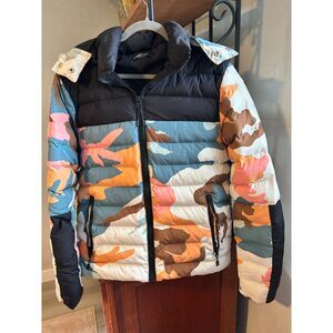 NWOT Roku Studio Camouflage Bubble Jacket Sz S